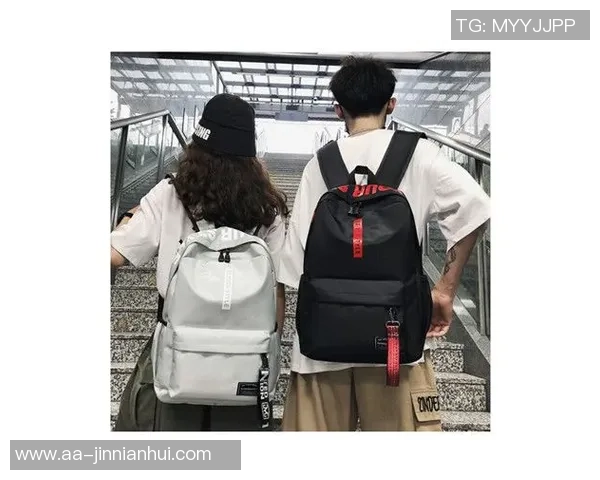 杨瀚森的粉色小书包背后故事：时尚与个性的完美结合